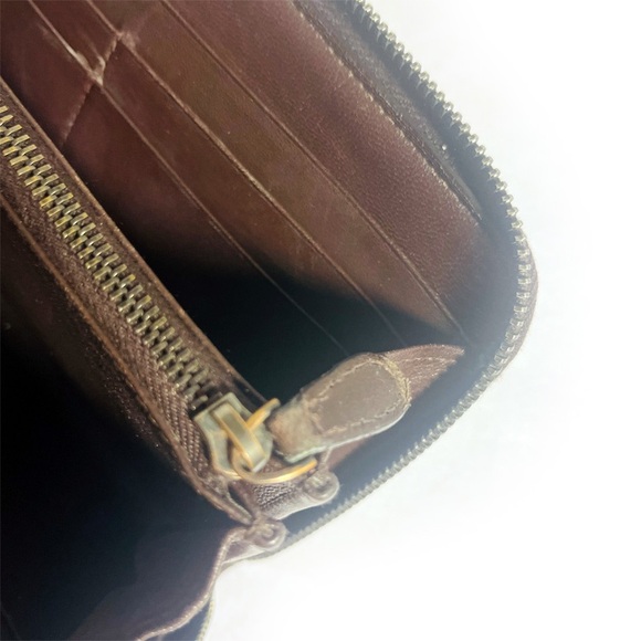 Bottega Veneta Intrecciato Weave Lambskin Full Zip Long Dark Brown Wallet - Picture 13 of 16